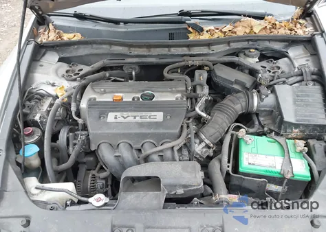 2009 Honda Accord 2.4 Ex-L z USA, uszkodzony, nr VIN JHMCP26879C017549